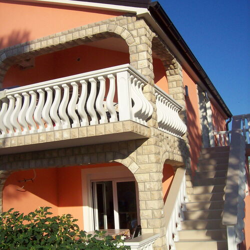 Apartmanok Parkolóhellyel Vir - 17422  4
