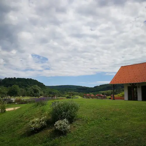 Szentkereszty Vendégház Bakonybél 122 kép