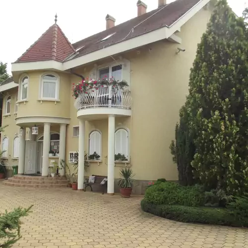 Villa Rosa Vendégház Hajdúszoboszló 003 kép
