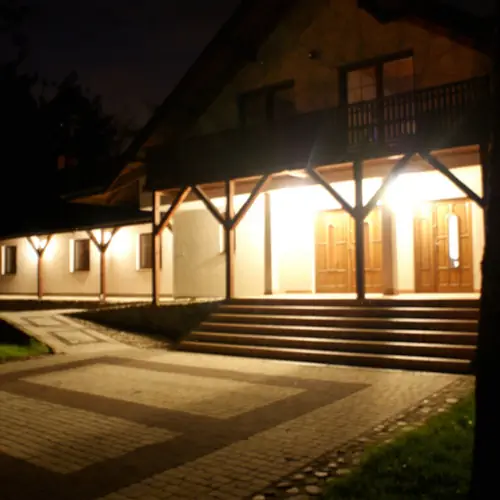 "Kozi Lasek" wieczorem