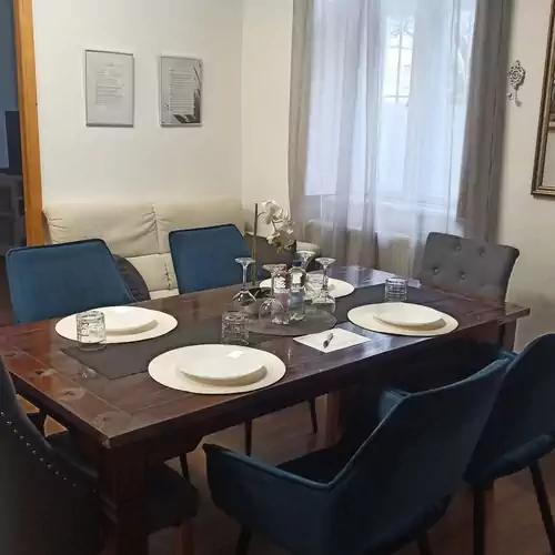 Váralja Apartman Tata