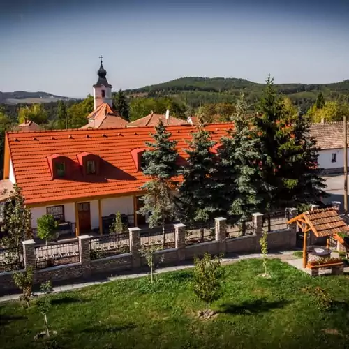 Grabensia Vadvirág Apartmanház Gará 001 kép