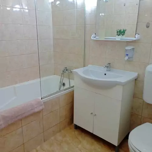 Petőfi Apartman Komló 010 kép