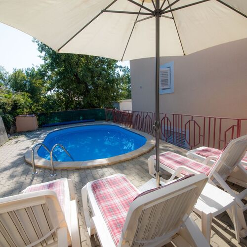 Apartments Karina Njivice Krk  3