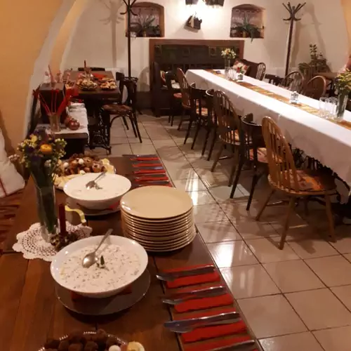 Hangonyi Pizzéria és Vendégház Hangony 056 kép