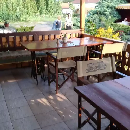 Hangonyi Pizzéria és Vendégház Hangony 046 kép