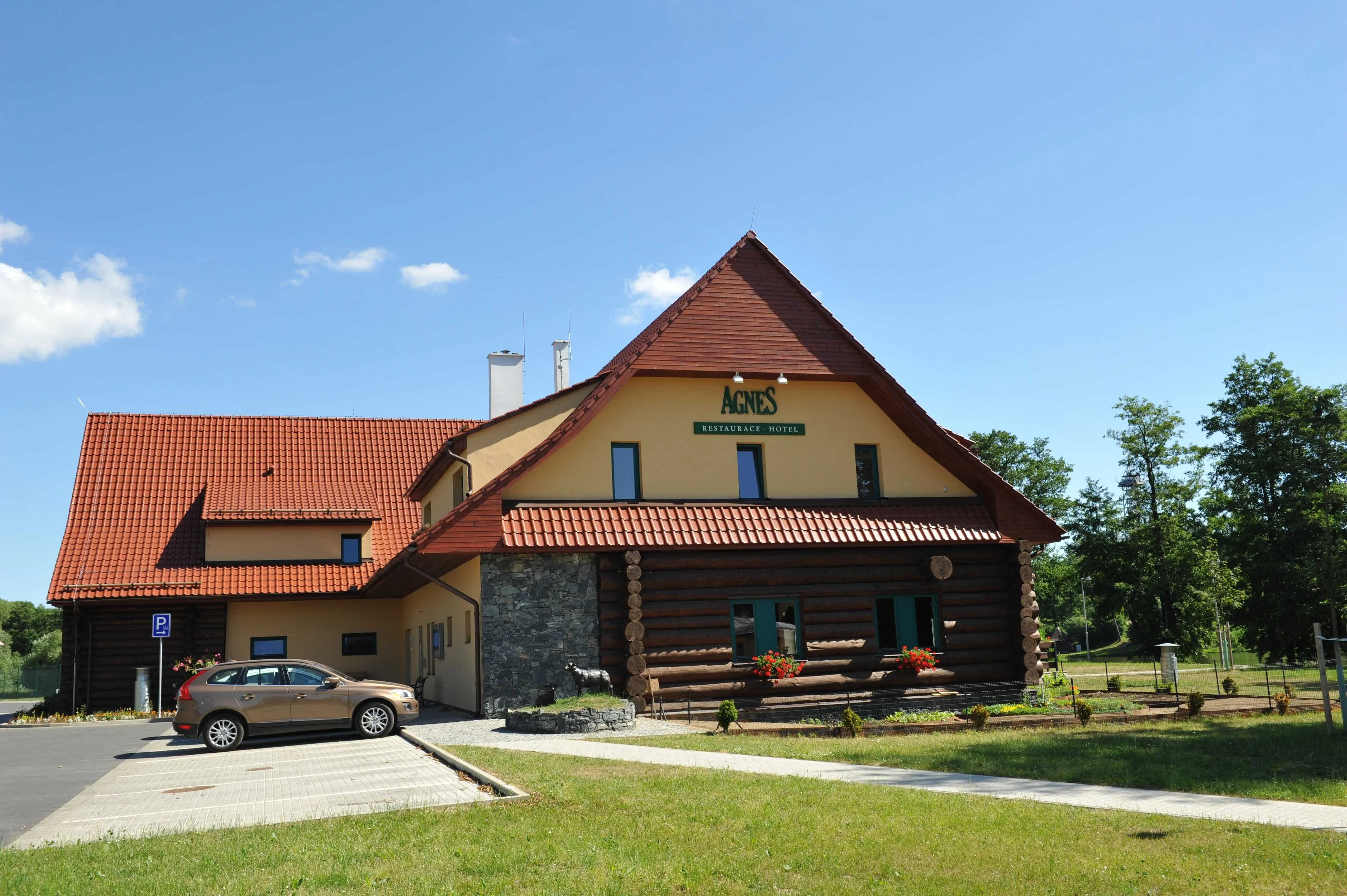 Hotel Agnes Bohdaneč
