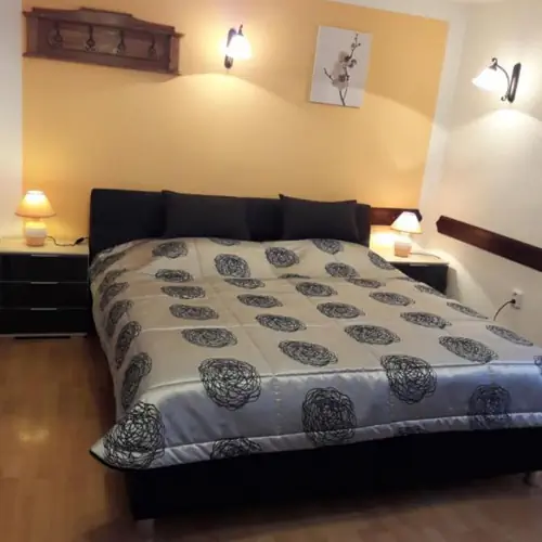 Čtyřlůžkov&yacute; pokoj