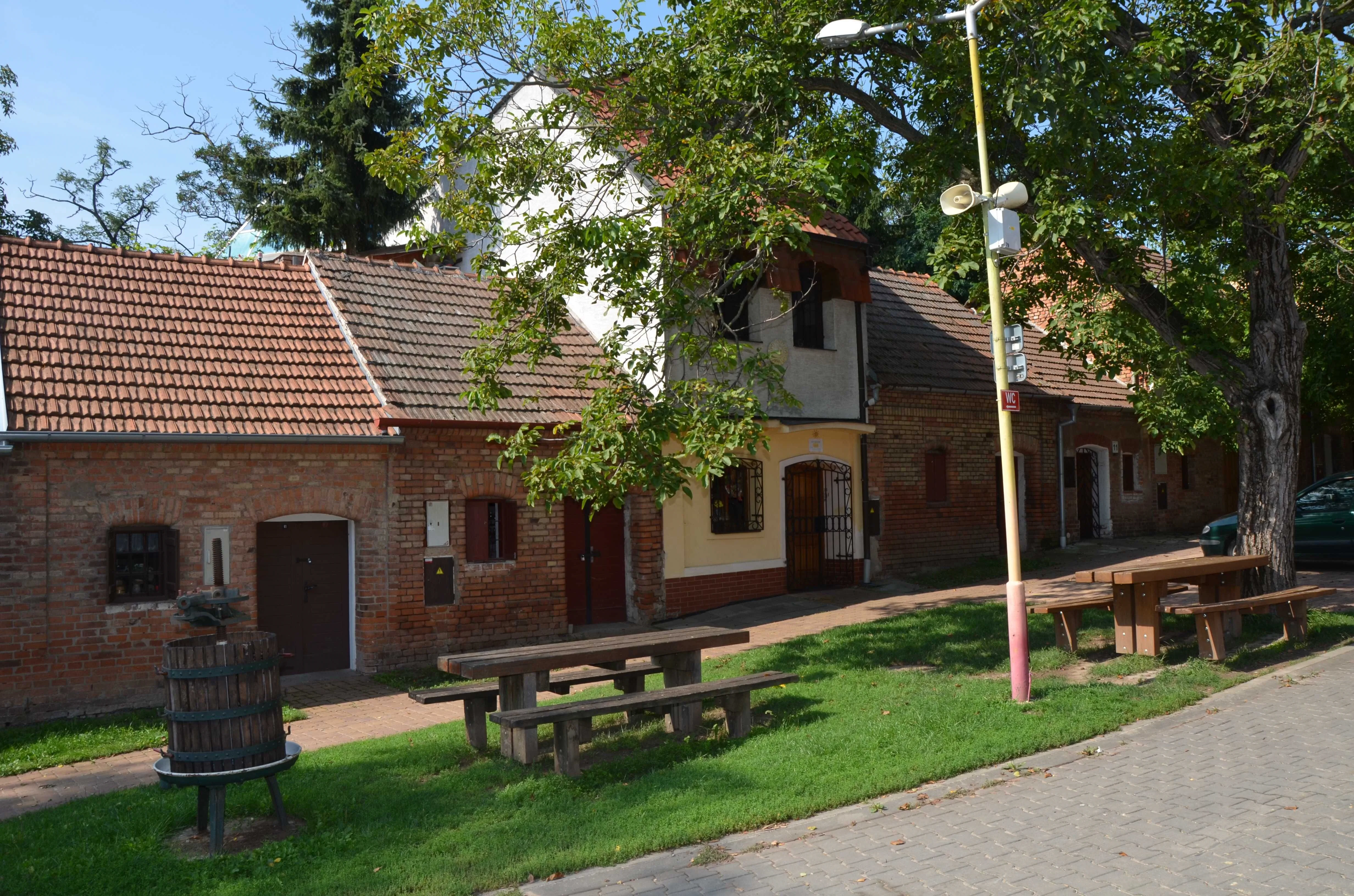 Ubytování nad sklípkem Pod pyramidou Moravská Nová Ves