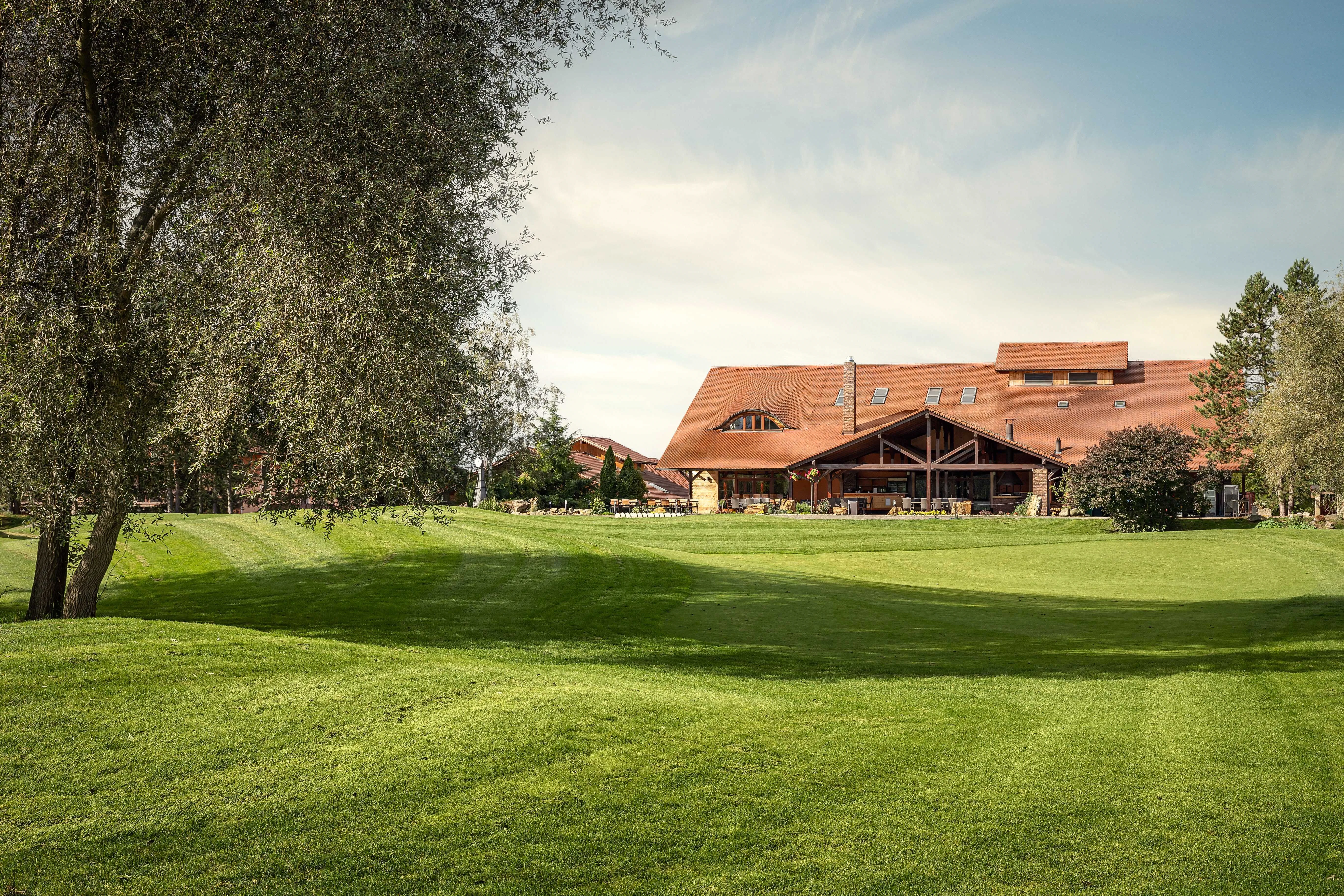 Golf & Spa Resort Kunětická Hora Dříteč