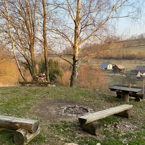 Apartm&aacute;n Stara &scaron;kola - zahrada ohni&scaron;tě