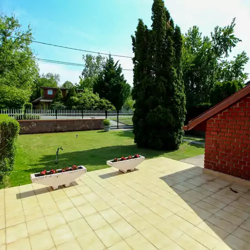 103 - Ikerfél Nyaraló Balatonszárszó 009 kép