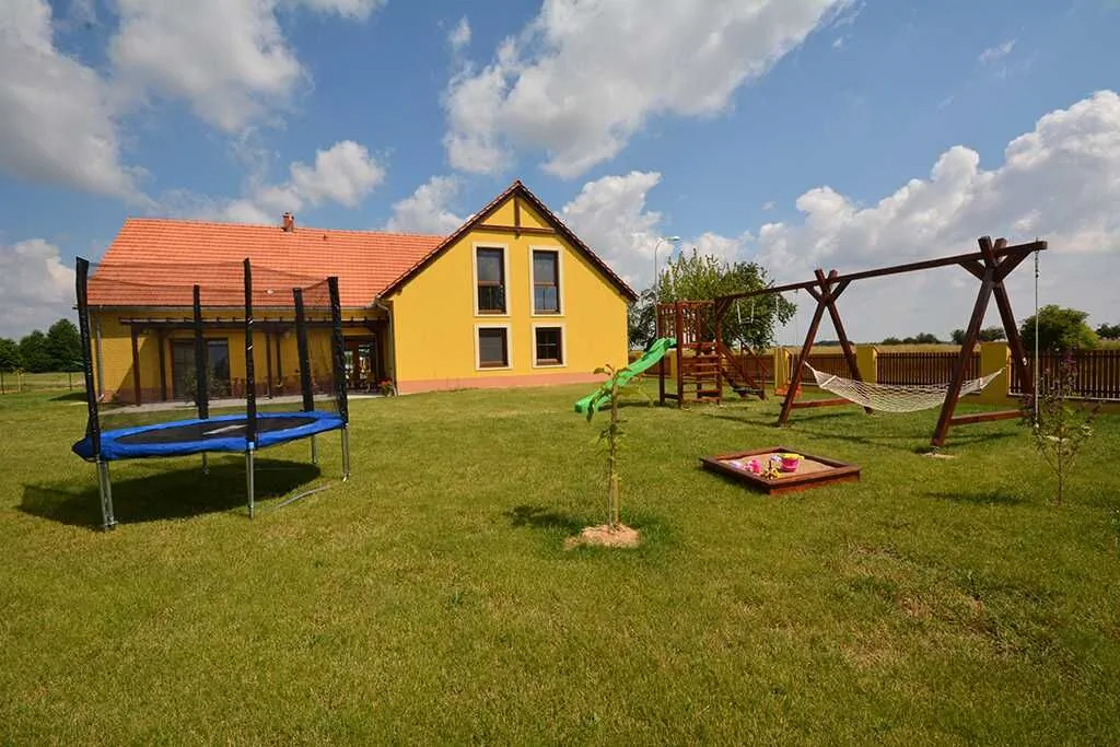 Penzion Sarton Lukov