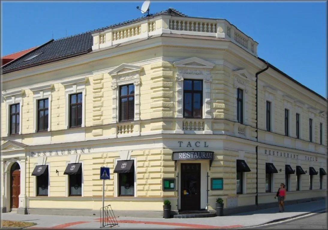 Hotel Tacl Holešov