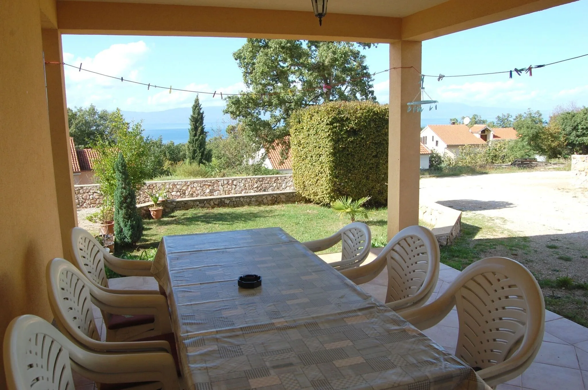 Apartments Snjezana Njivice Krk