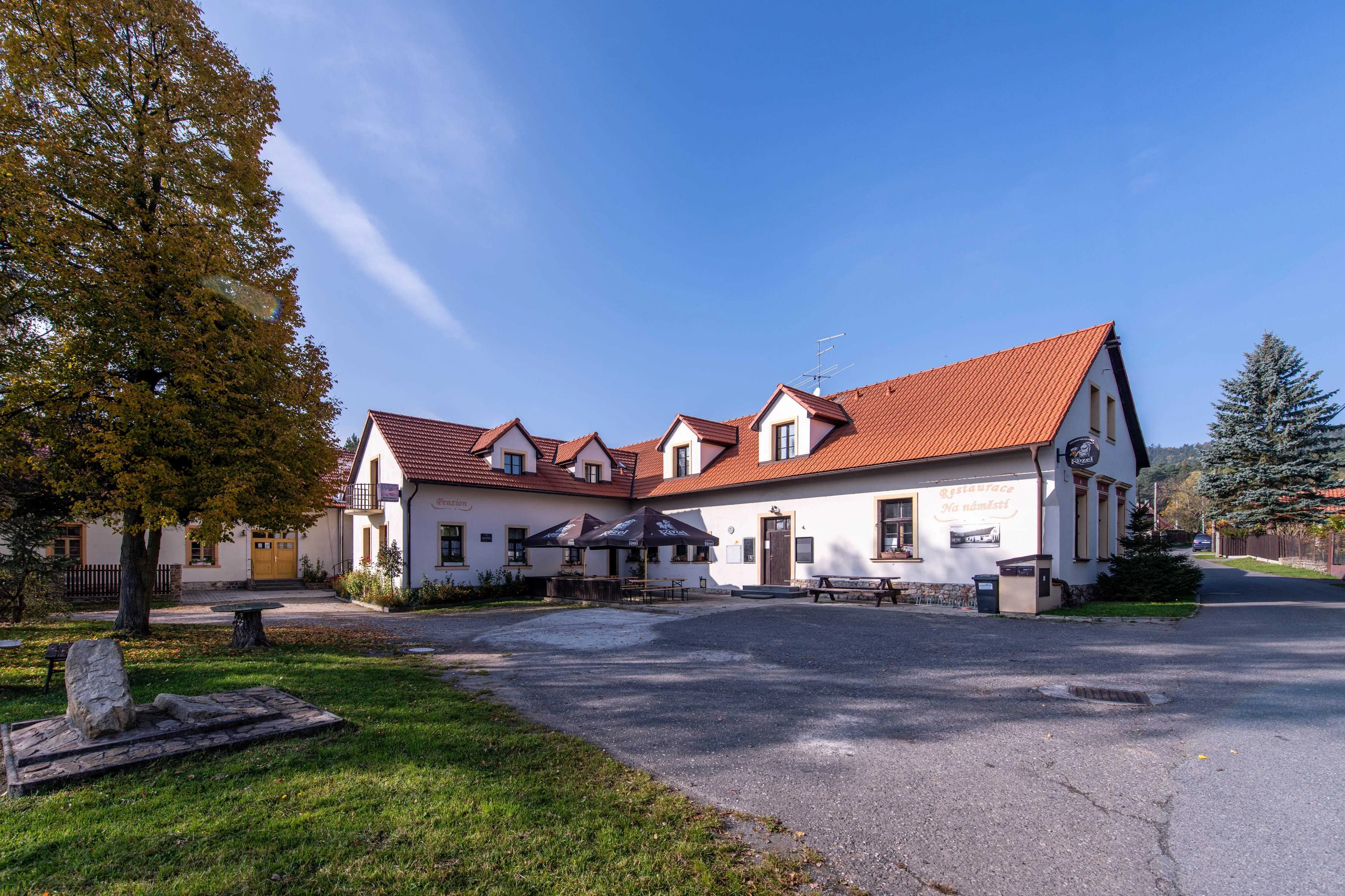 Penzion Na Náměstí Mníšek pod Brdy