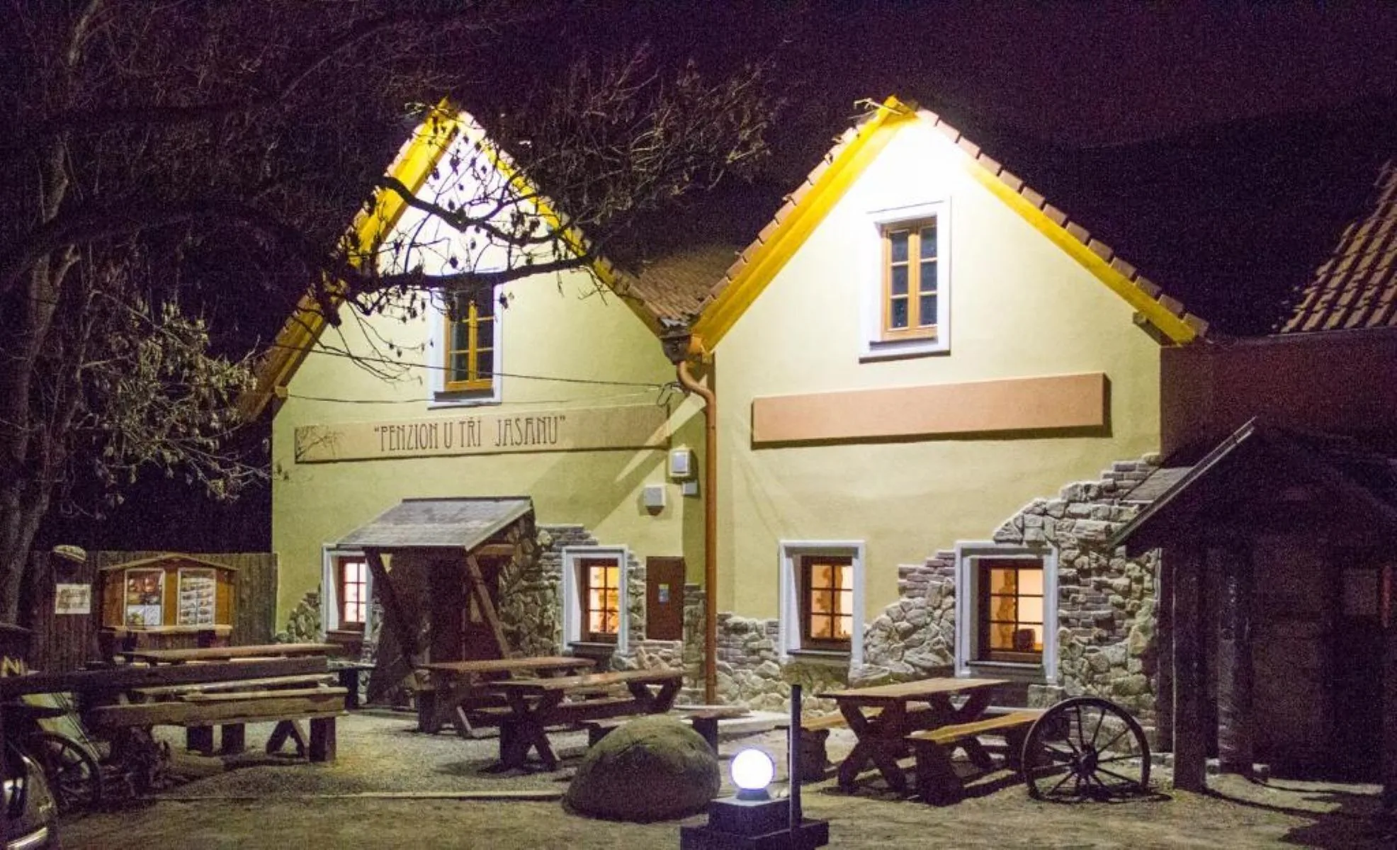 Penzion U Tří jasanů Nový Šaldorf-Sedlešovice