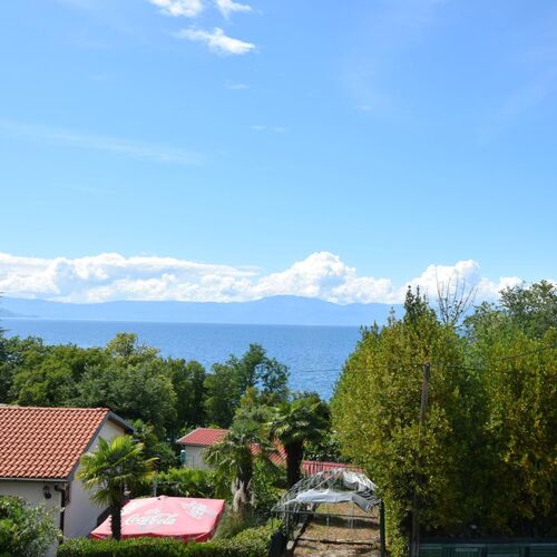 Apartman Slivnjak Njivice  4