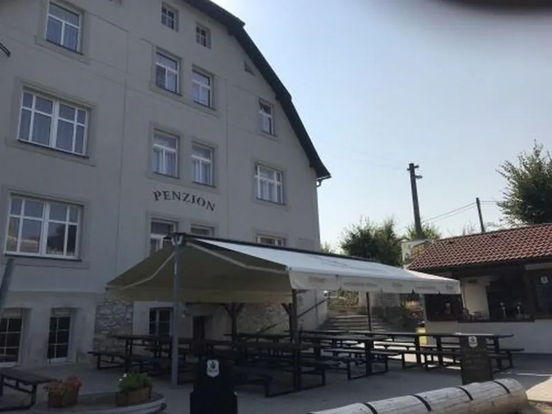 Penzion na zastávce Český Šternberk