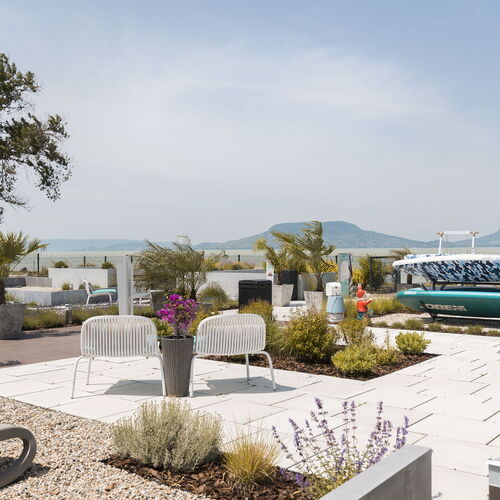 Sunset Resort-Lakeside Boutique Apartment Fonyód  4