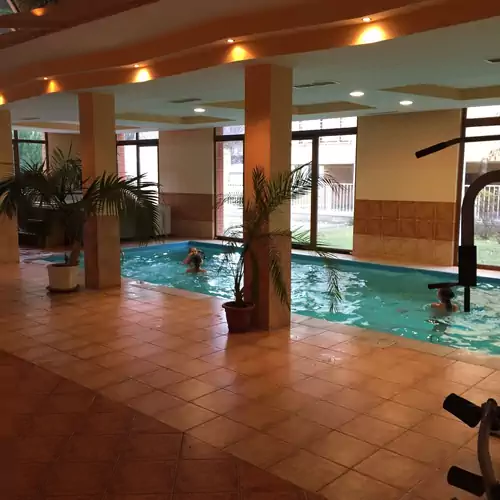 Dorina Wellness Apartmanok Siófok 002 kép