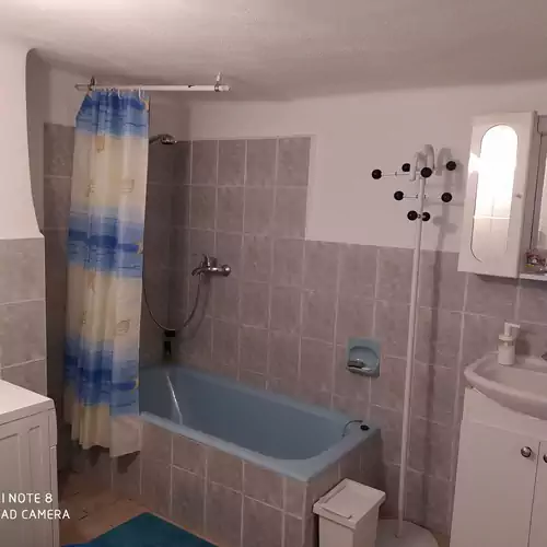 Póth Lak Apartman Óbánya 011 kép