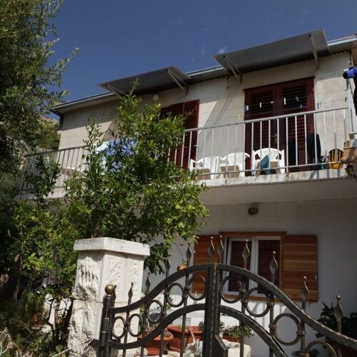Robinson House Erina Zaraće  4