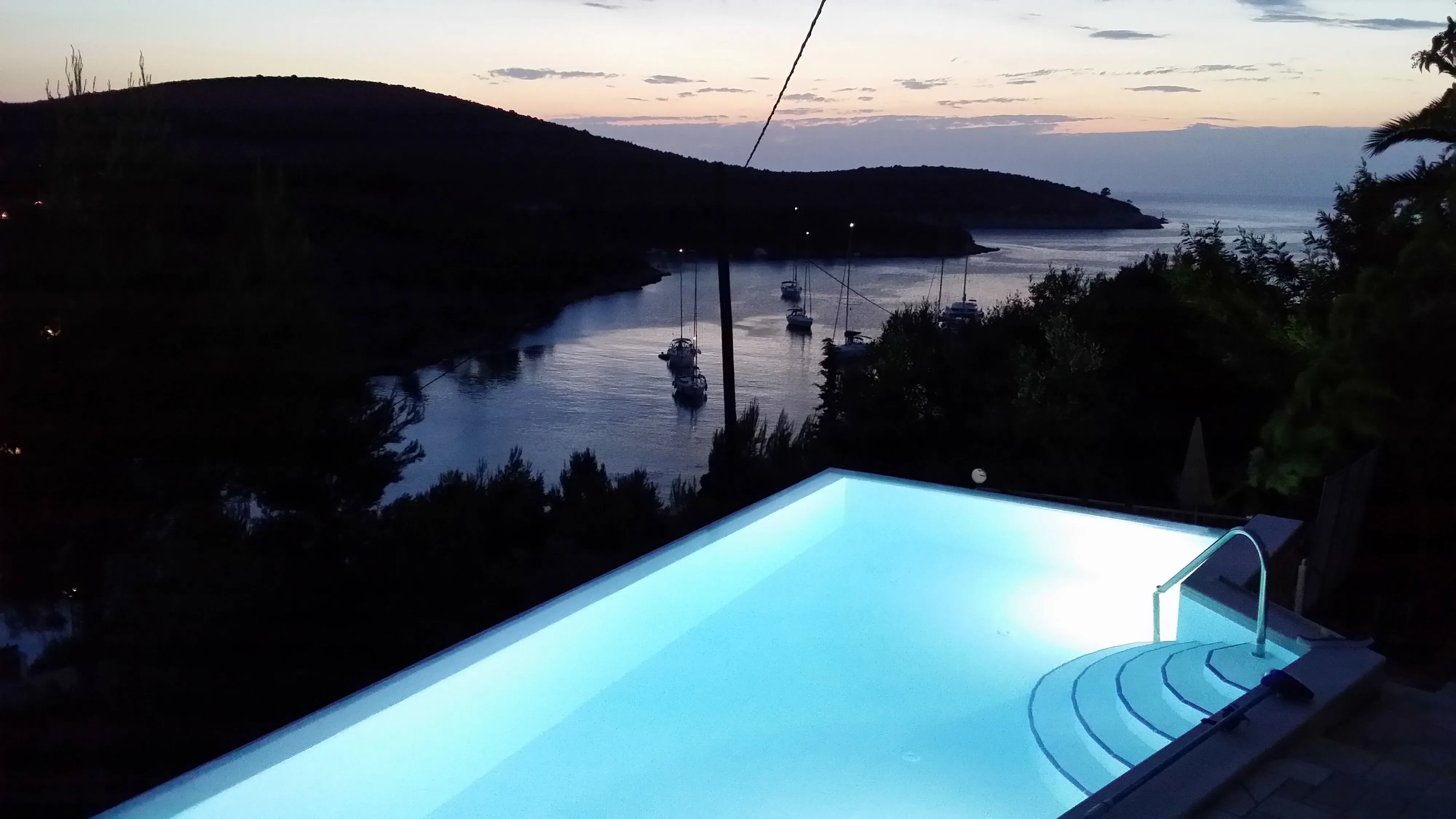 Seaside Family Friendly House With A Swimming Pool Cove Pribinja, Hvar - 15324 Pribinja