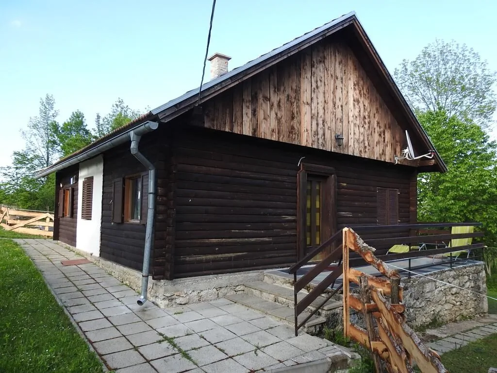 Family Friendly House With A Parking Space Čatrnja, Plitvice - 17664 Čatrnja