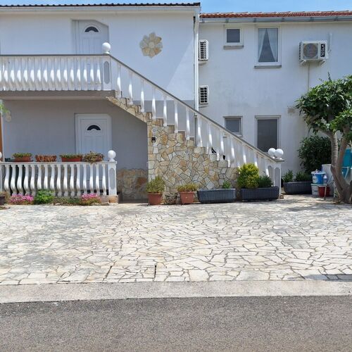  Apartman Hama  VIR