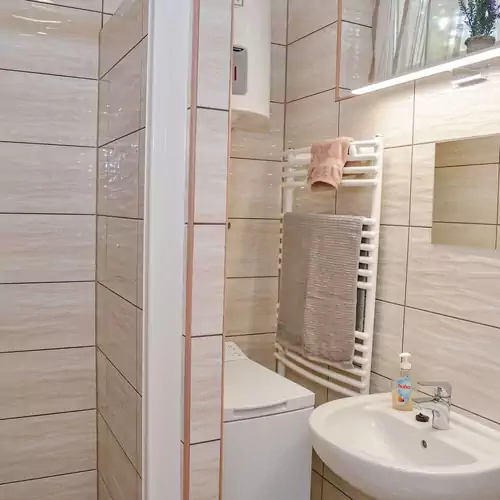 Krisztina 81 Apartman Hajdúszoboszló 004 kép