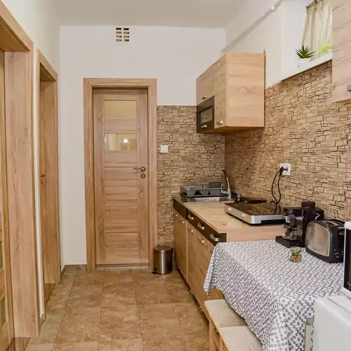 Krisztina 81 Apartman Hajdúszoboszló 007 kép