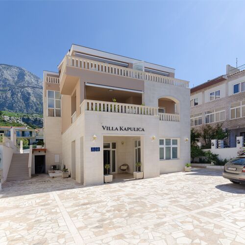 Apartments and Rooms Kapulica Tucepi