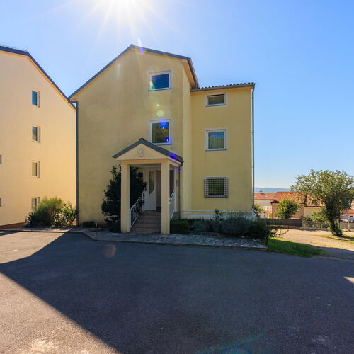 Apartments Petak Dramalj  2