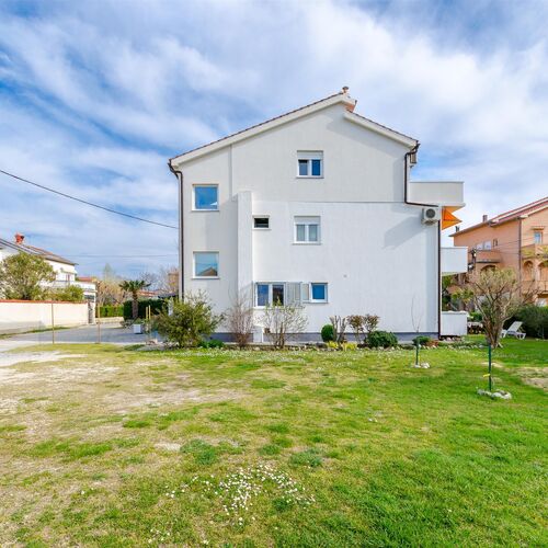 Apartments Nada Palit  2