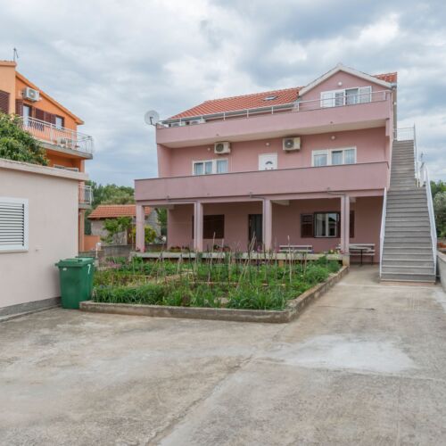 Apartment Sime Brodarica  4