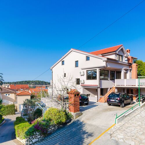 Apartment Renata Palit  3
