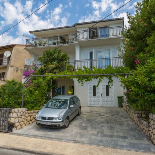 Apartments Dorijan i Karlo Selce  4