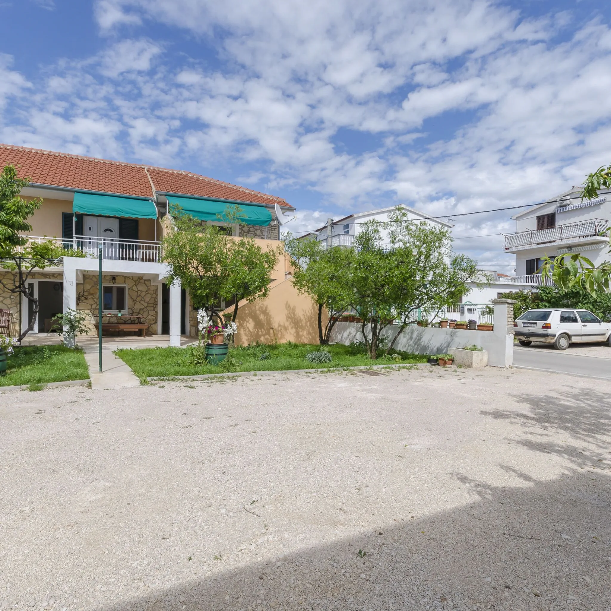 Apartments Mila II Tribunj