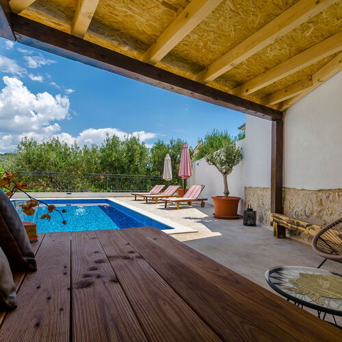 Villa Alka Okrug Gornji  3