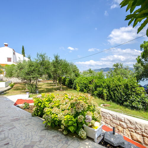Apartments Tabak Slatine  2