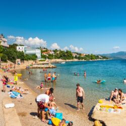 Apartment Ana-modern apartment with seaview Maslenica