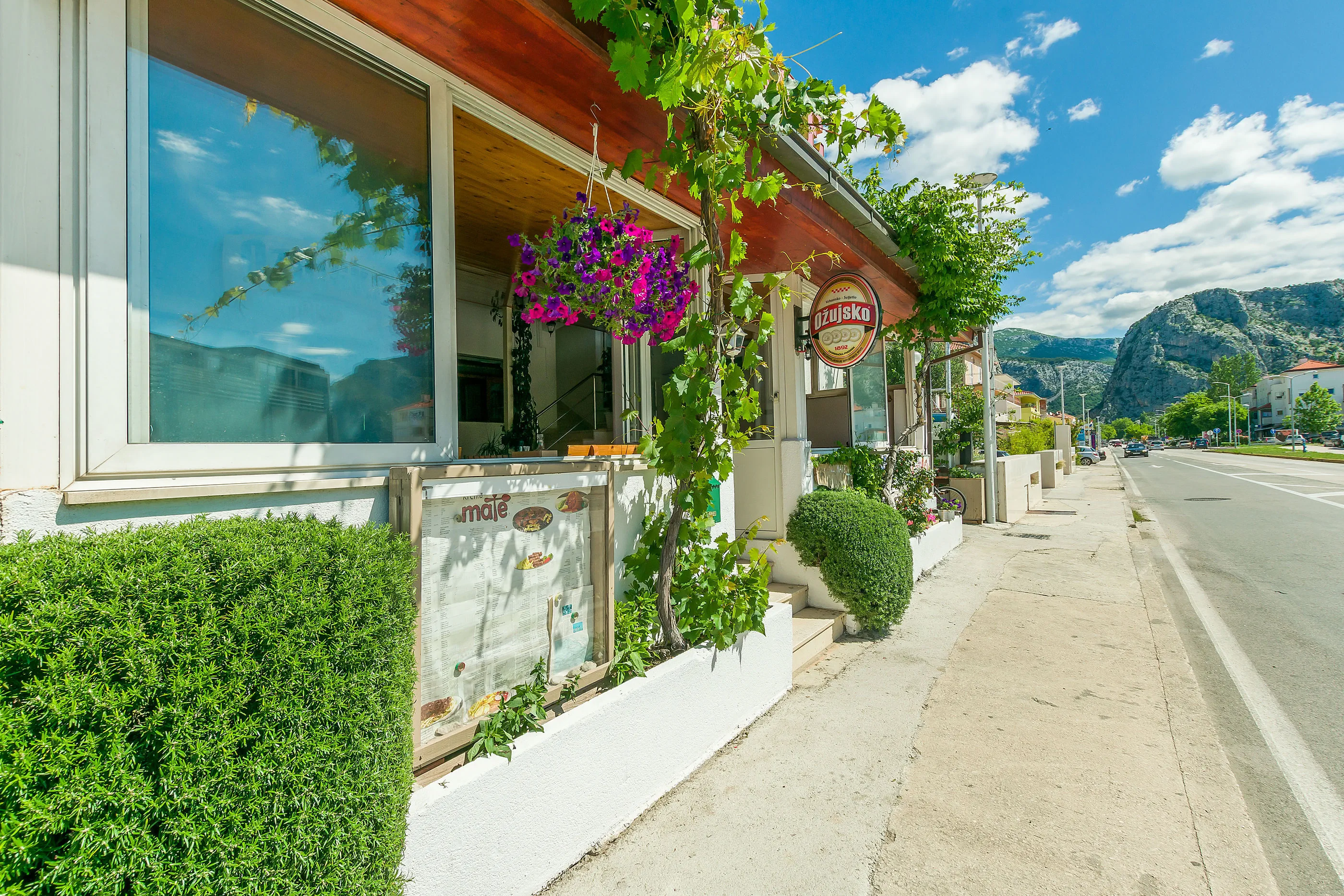 Apartments Mate Omis