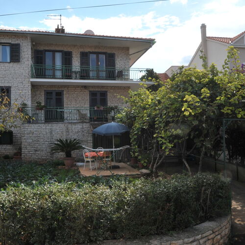 Apartments Valerija Supetar  2