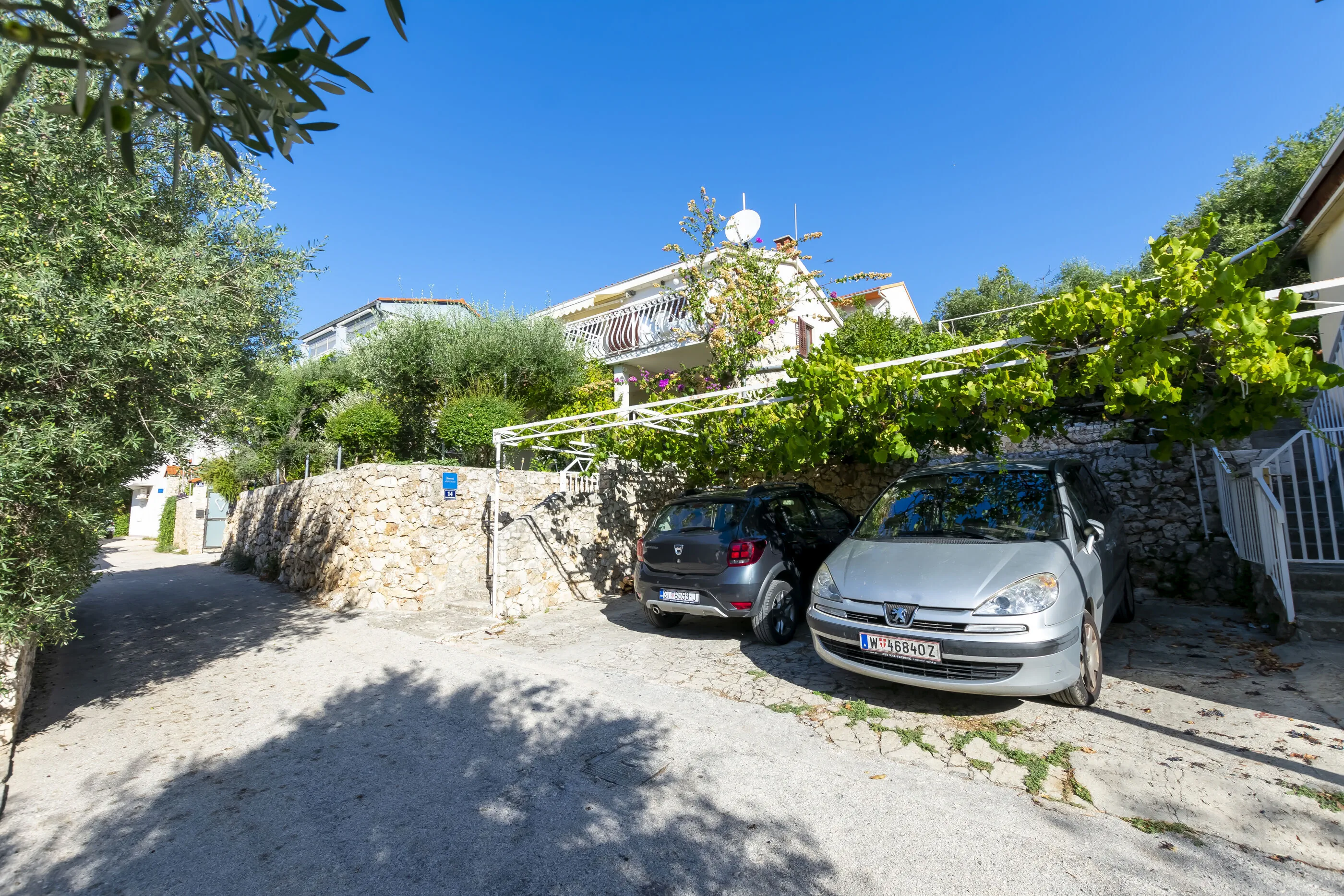 Apartments Marija Okrug Donji