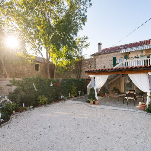 Apartment Kameni dvori Nin  2