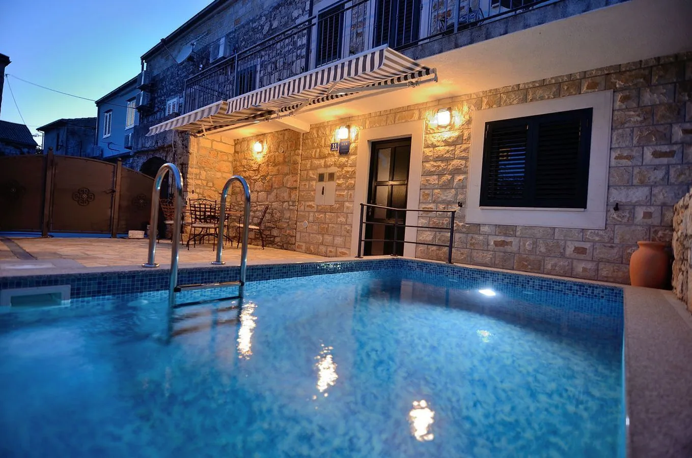 House Tihanka Grohote