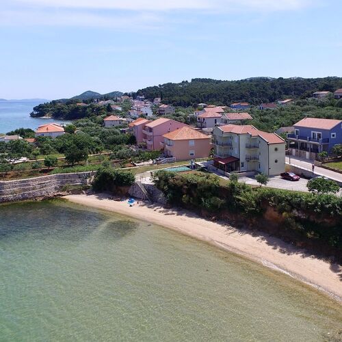 Apartments Vista Tkon