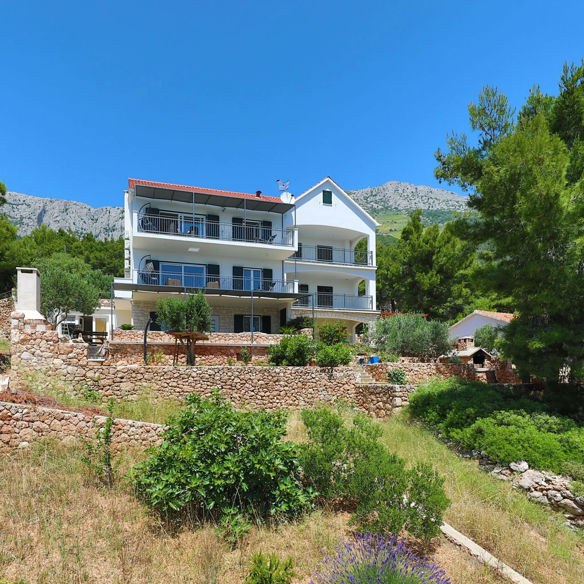 Apartments REDSTONE luxury apartments Sv. Nedjelja