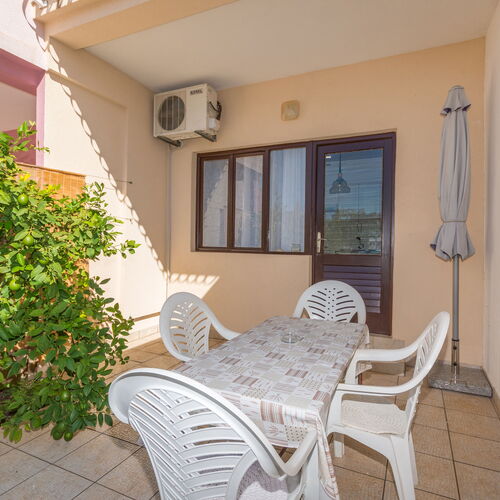 Apartments Mactra Biograd  4